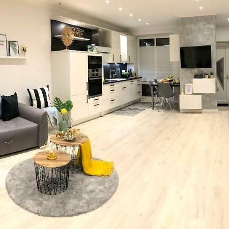 Ferienwohnung Domizil Am Delft Эмден Экстерьер фото