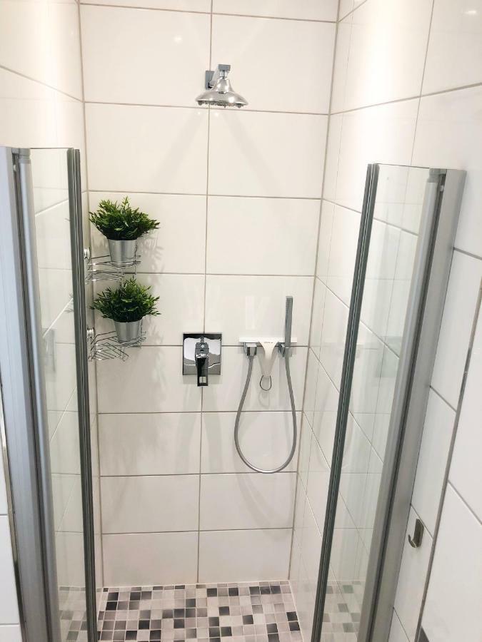 Ferienwohnung Domizil Am Delft Эмден Экстерьер фото